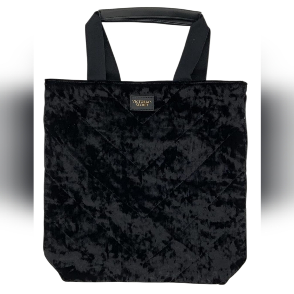 VICTORIA'S SECRET | Quilted Black Velvet Tote